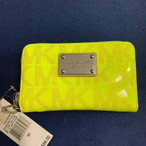 Michael Kors neon yellow wristlet/iPhone 4 case